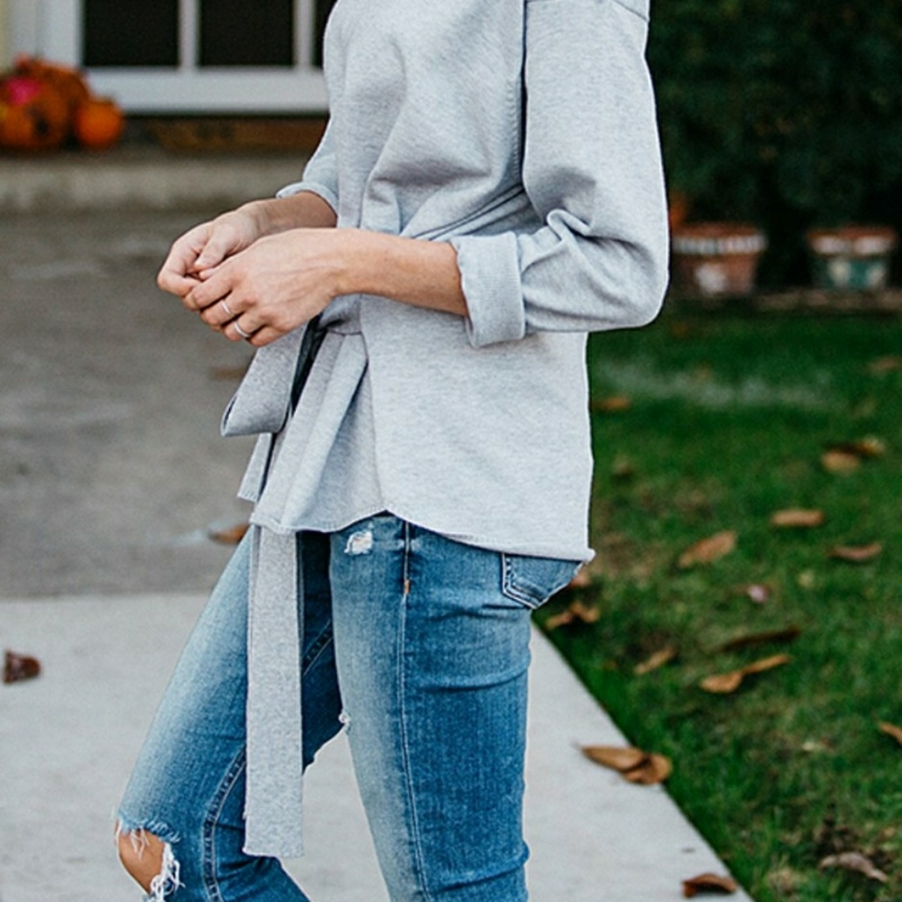 ❣5🌟❣Heather Gray Tie Accent Sweater❣ - Picture 4 of 4